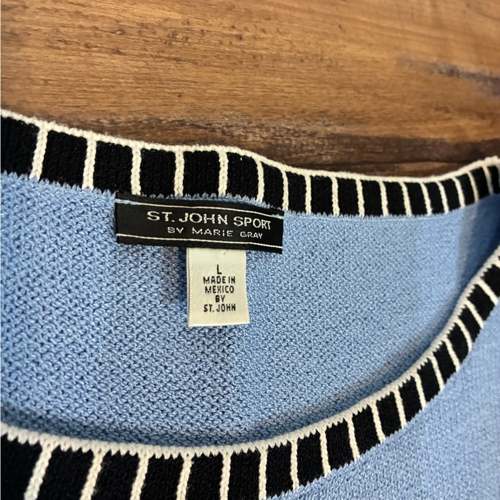 St John women’s L Knit Top Blue Sleeveless Tank Black Trim Santana Sport - Picture 3 of 5